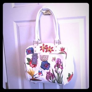 Sharif Floral Embroidered Leather Bag